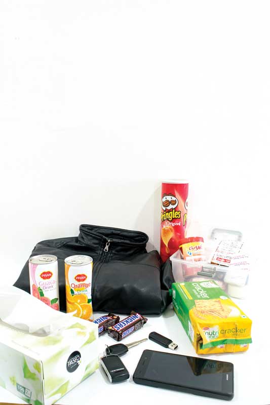 10 things you must have in your car for a long drive