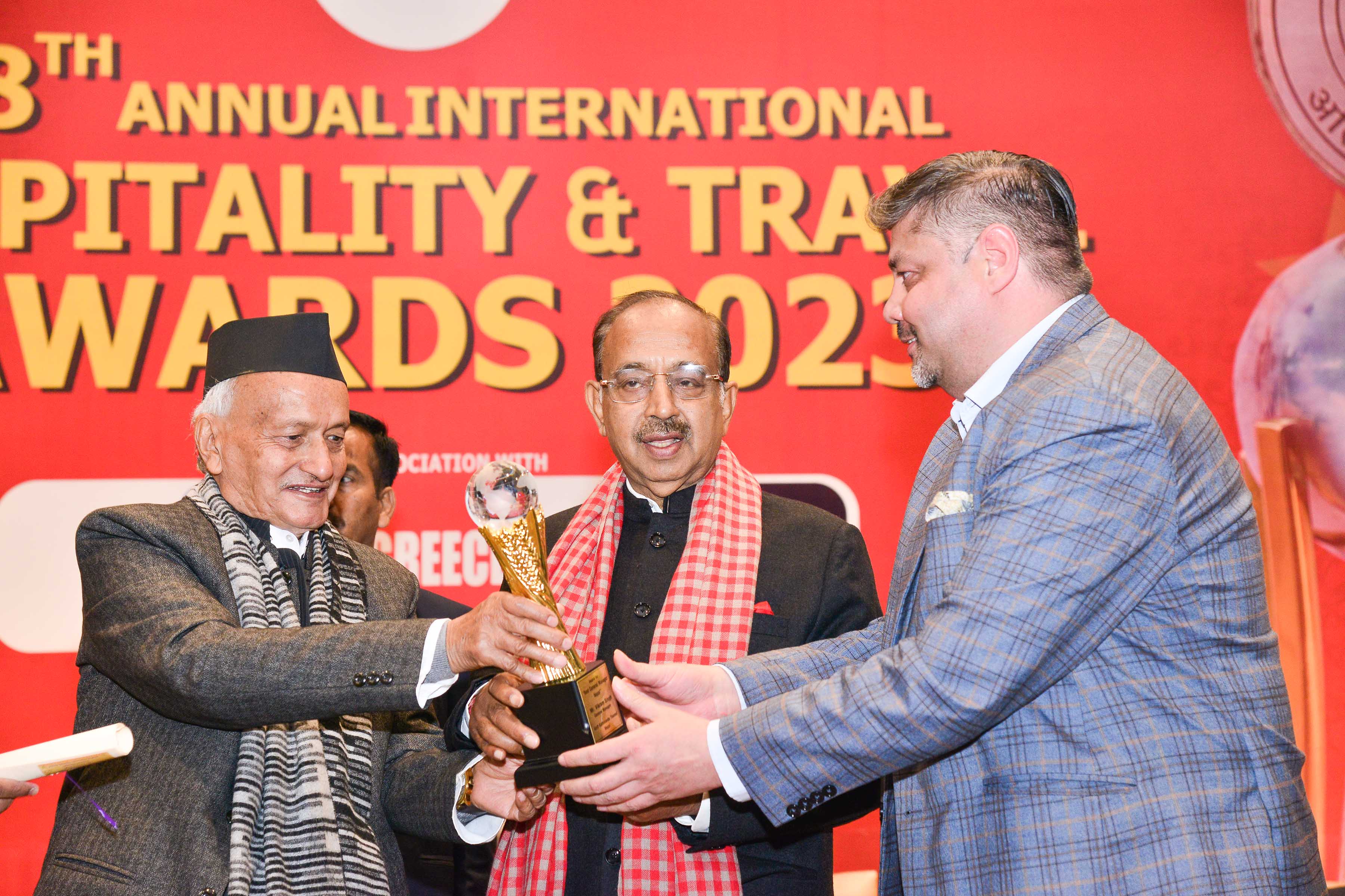 Aloft Kathmandu Thamel Triumphs at the 18th Hospitality India Travel Awards with Wins for "Best General Manager" and "Leading Business Hotel"