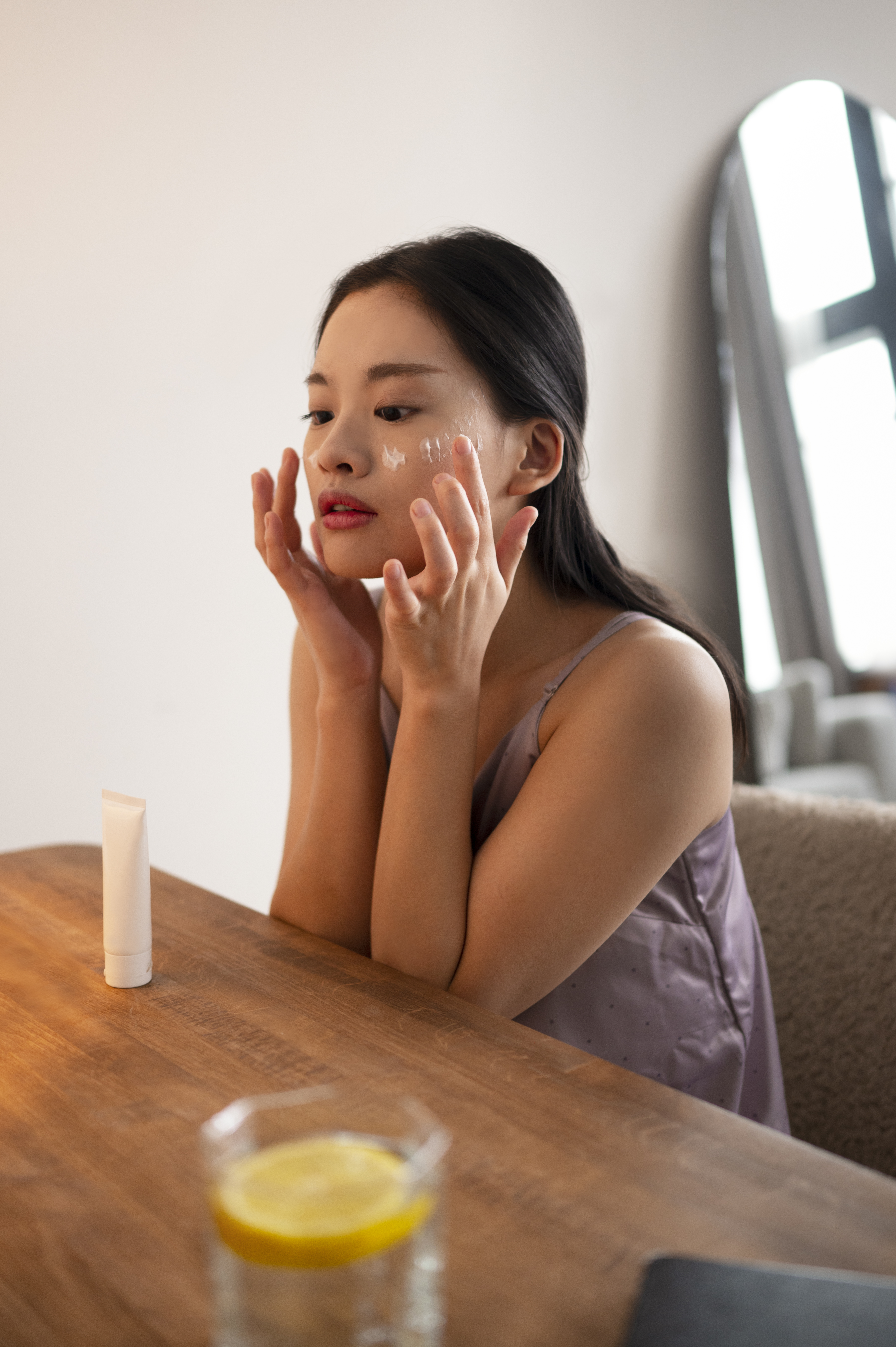 How to take care of your skin during monsoon?