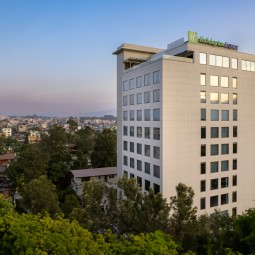 Holiday Inn Express Debuts in Nepal