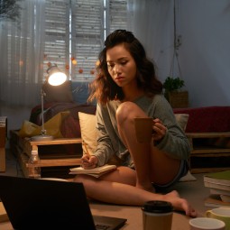 Girl boss or burnout? - recognizing signs of overwork and setting boundaries