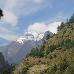 Trek to Manaslu