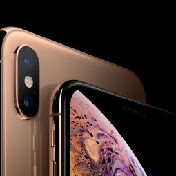 iPHONE XS